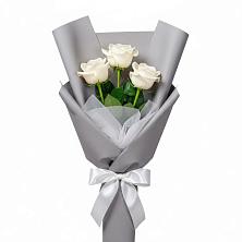 Букет 3 белые розы в Исетское